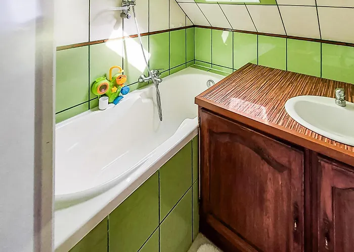 2 Bedroom Amazing In Janville Feriehus *